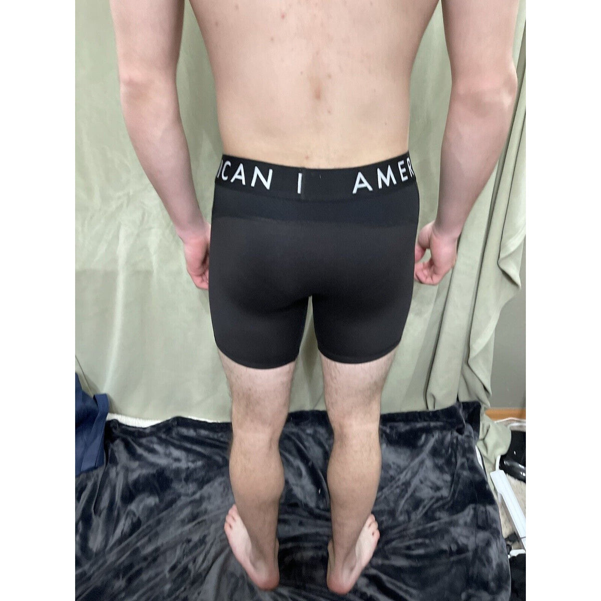 Men’s Black American Eagle Flex Mesh Compression Shorts Medium New