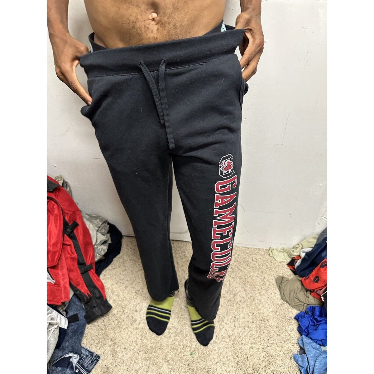 Men’s Gildan Small South Carolina Gamecocks Black Sweat Pants With Pockets