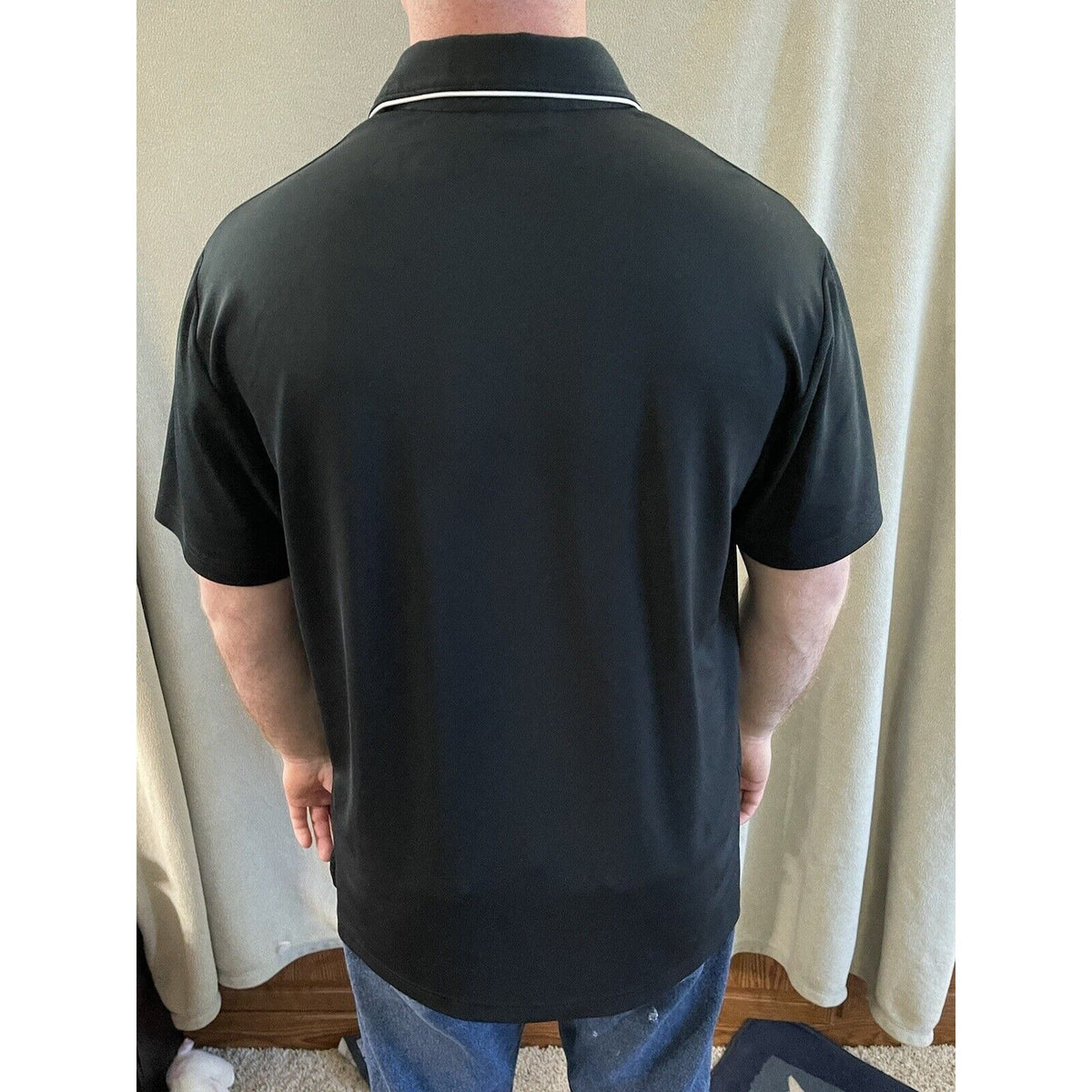 VISTA RIDGE HS Under Armour Loose Heat Gear Black & Gray Men’s Large Polo Shirt