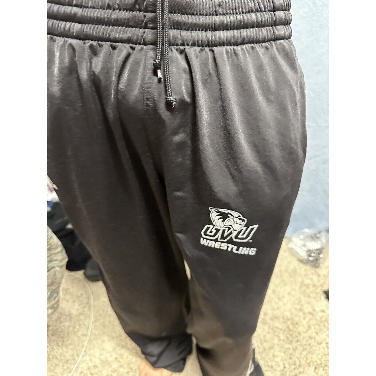 Men’s Black Adidas UVU Wrestling Sweat Pants Size XL Black