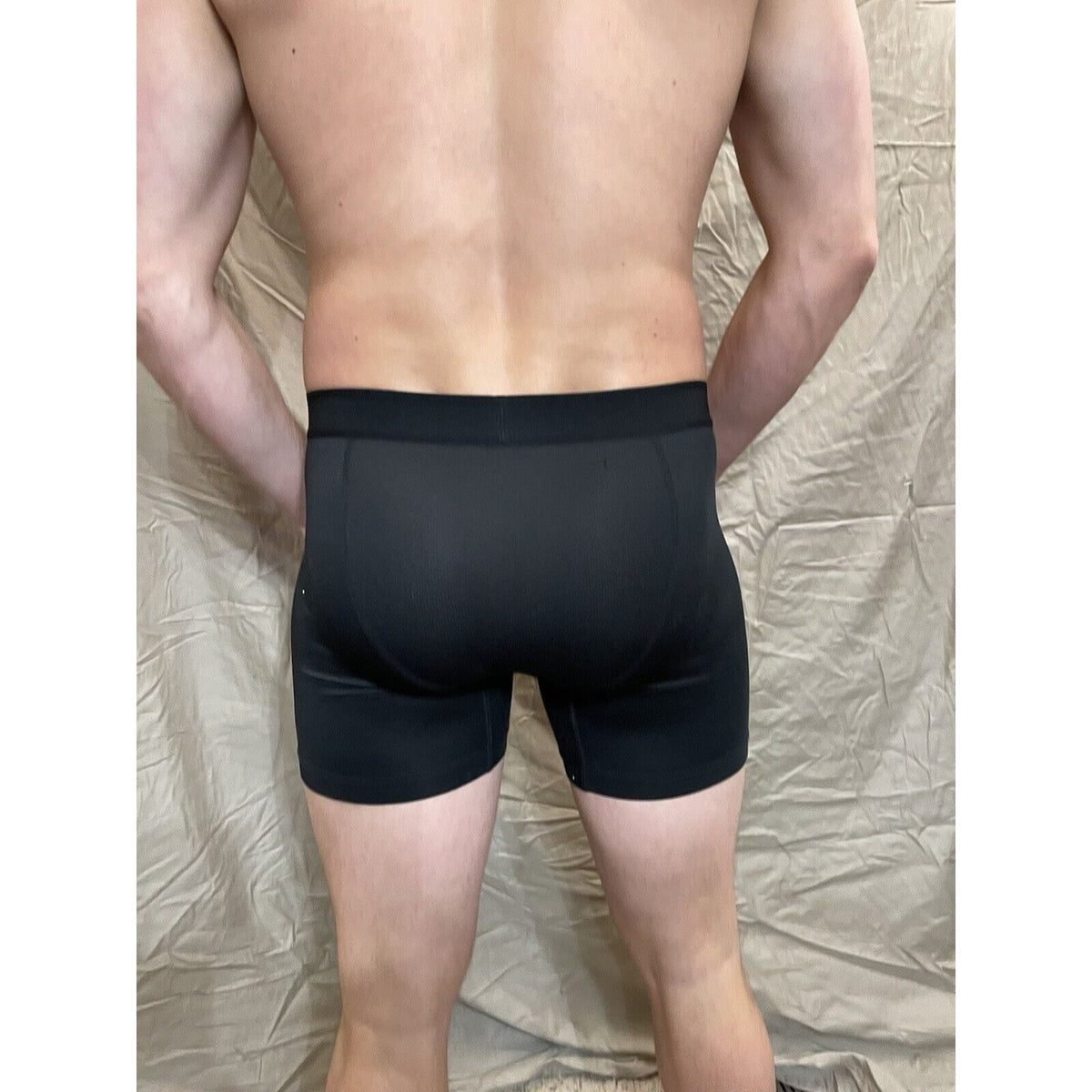 men's black athletic works large compression shorts