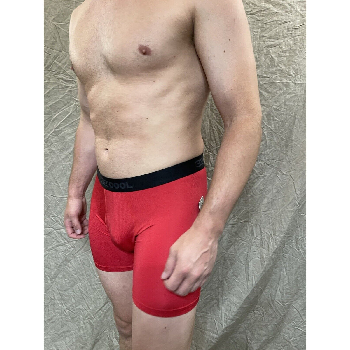 men's 32 degrees cool fire engine red compression boxer briefs Medium