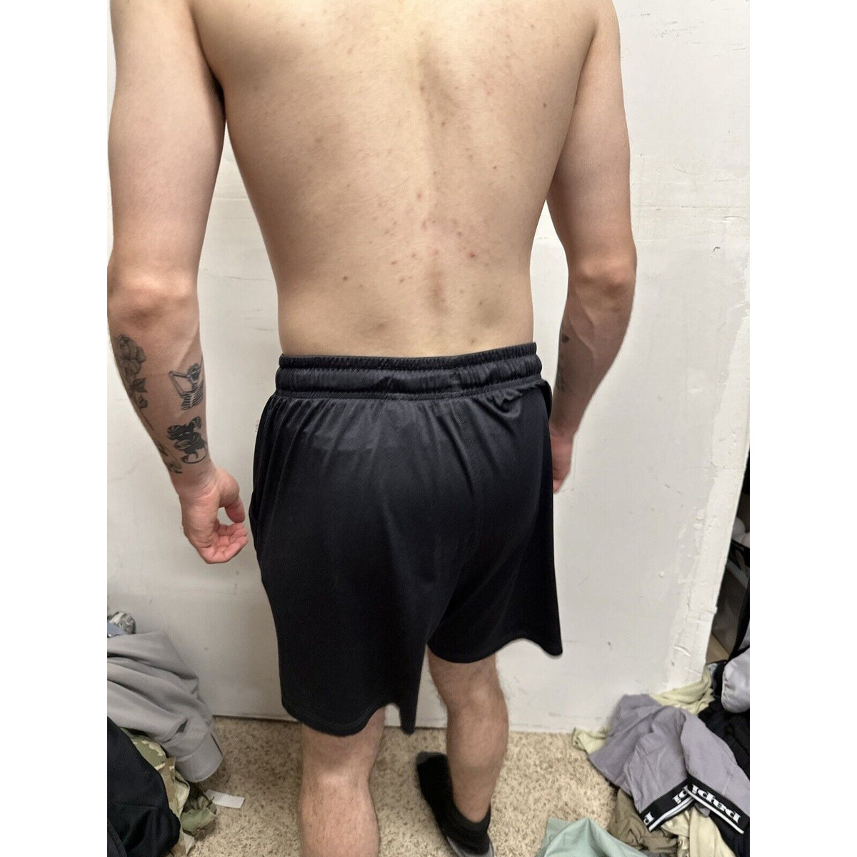 Men’s Black Medium Reebok Shorts With Pockets