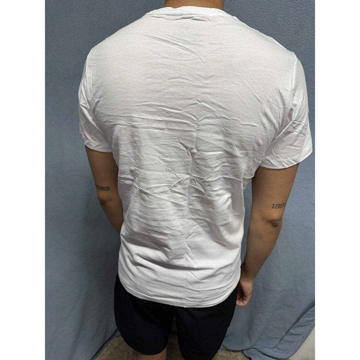 Men’s White Calvin Klein Small Classic Fit Undershirt