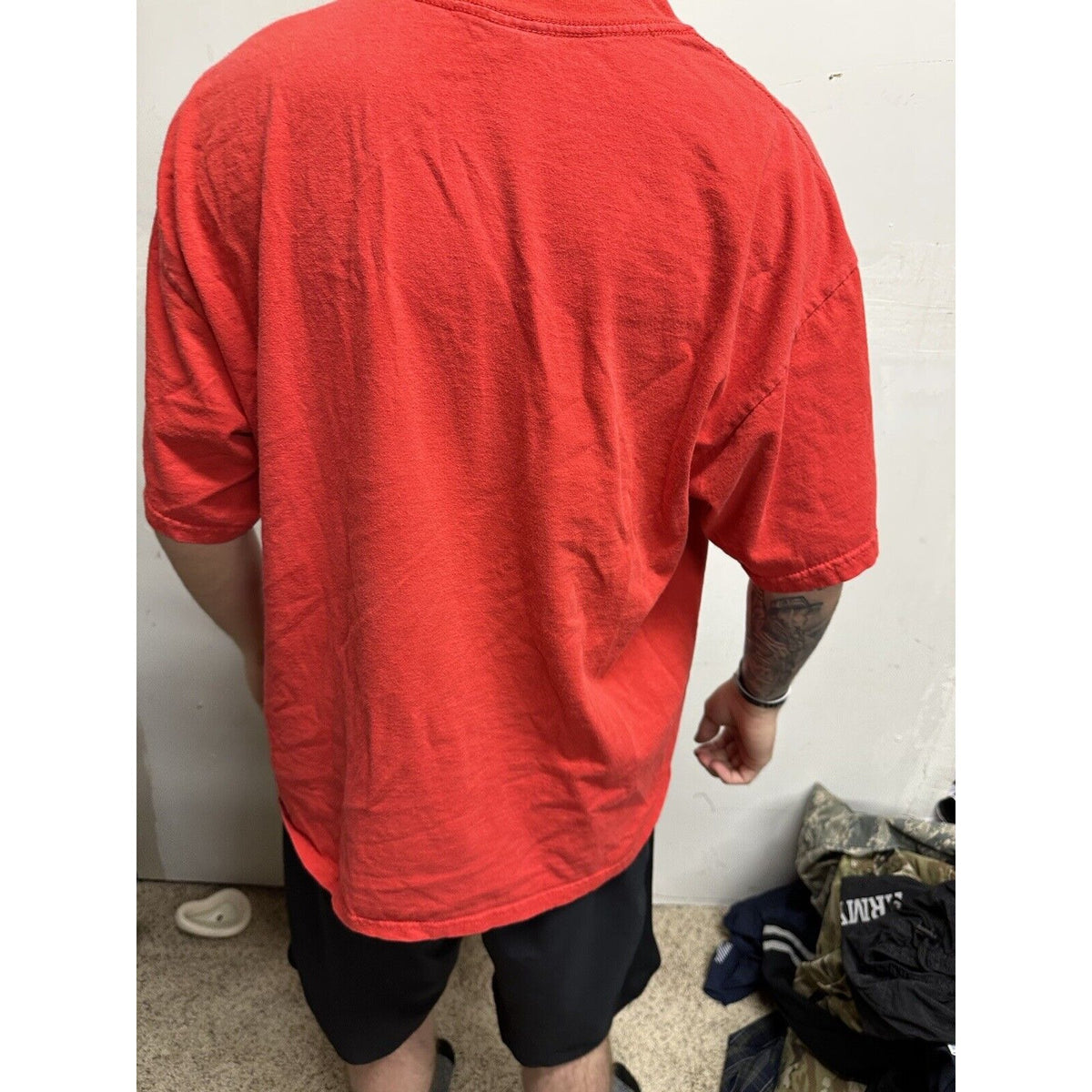 Men’s XL Red Marines USMC Tshirt  Gildan