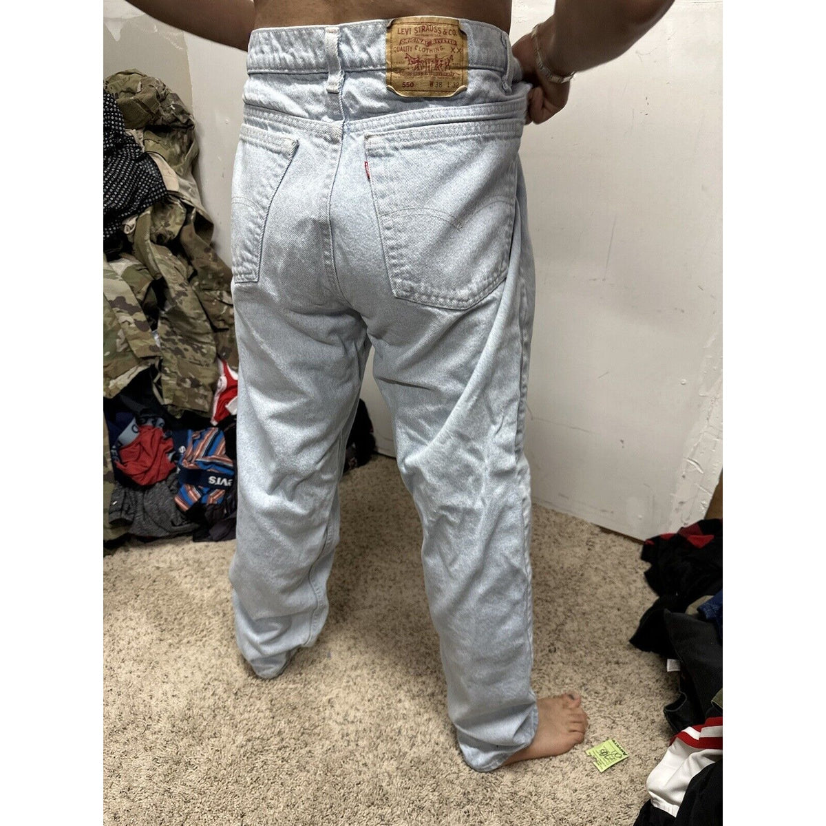 Men’s Light Blue Levi’s 550 38 X 32 Jeans