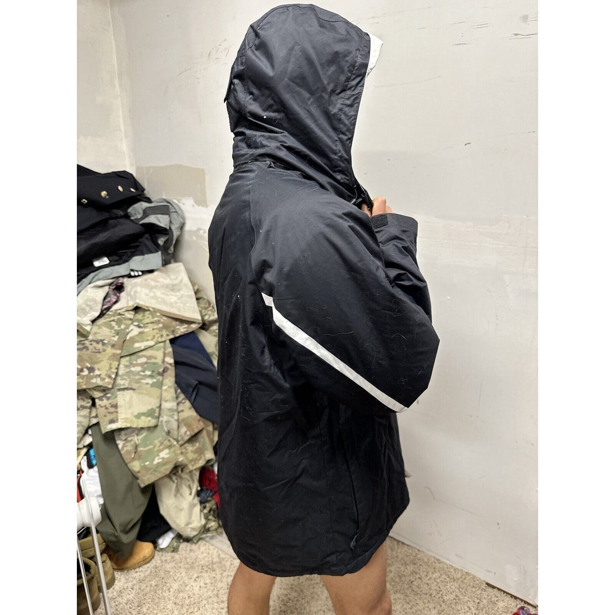 Men’s Columbia Black Omni-tech waterproof Snow Jacket Black Full Zip Hoodie L