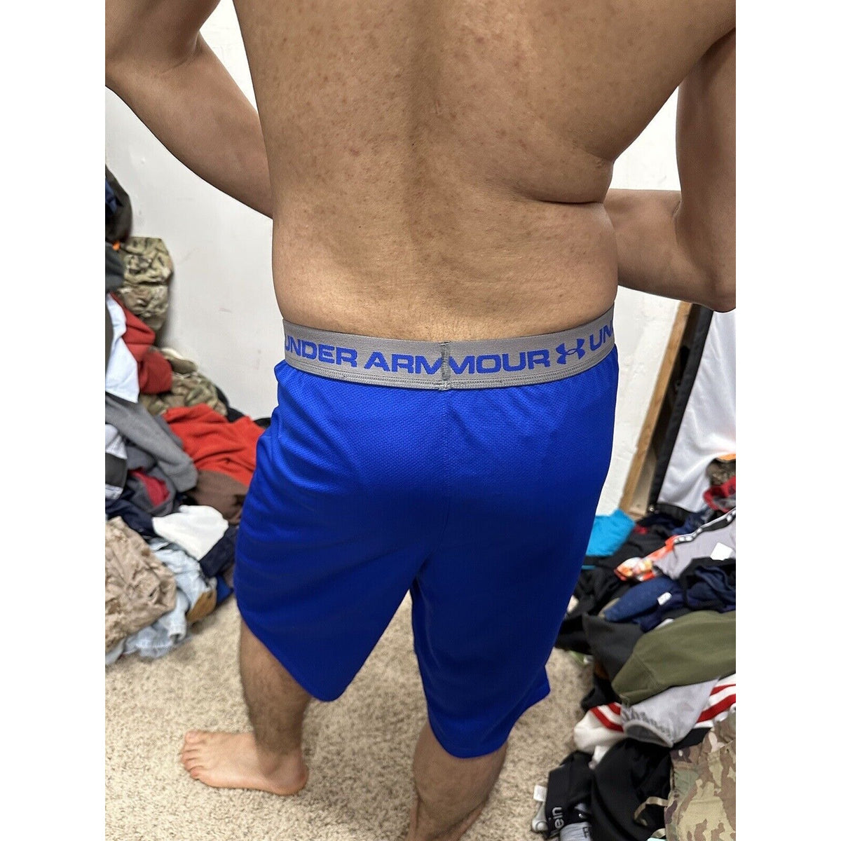 Boy’s Youth xL Under Armour Blue Heatgear Shorts Loose