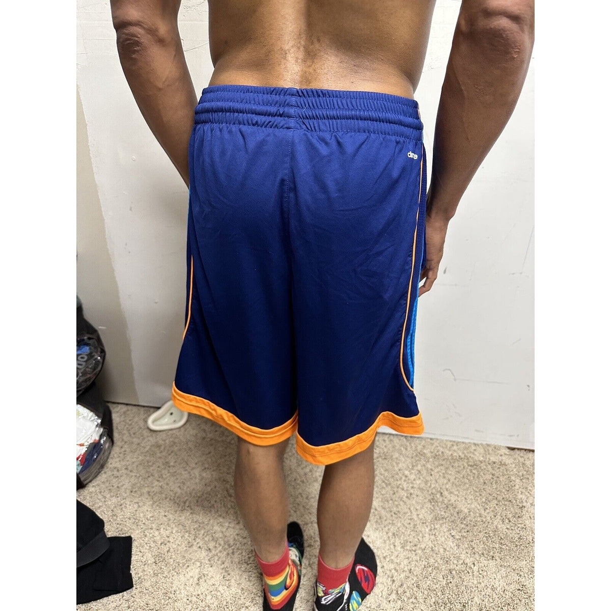 Men’s Medium Adidas Clima Lite Blue Athletic Shorts With Pockets