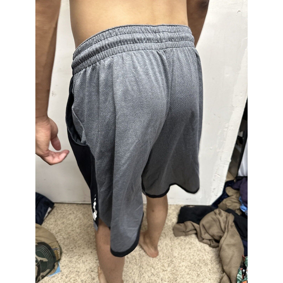 Men’s Black And Gray Nike XL Athletic Shorts With Pockets
