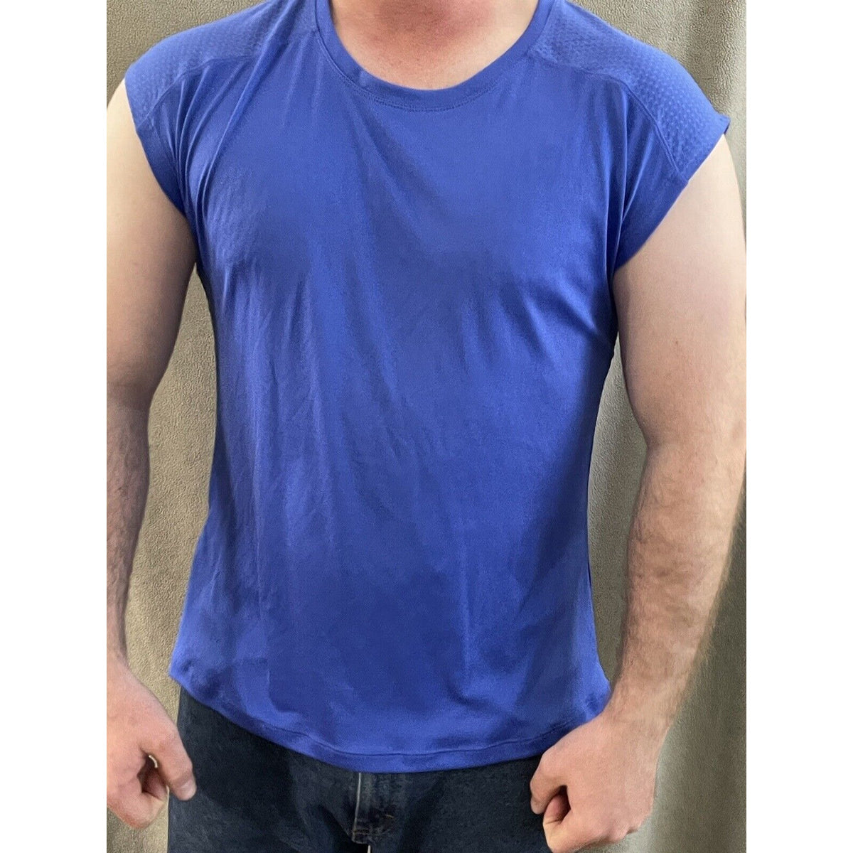 Men’s royal blue large Champion Muscle Tee sleeveless ventilated
