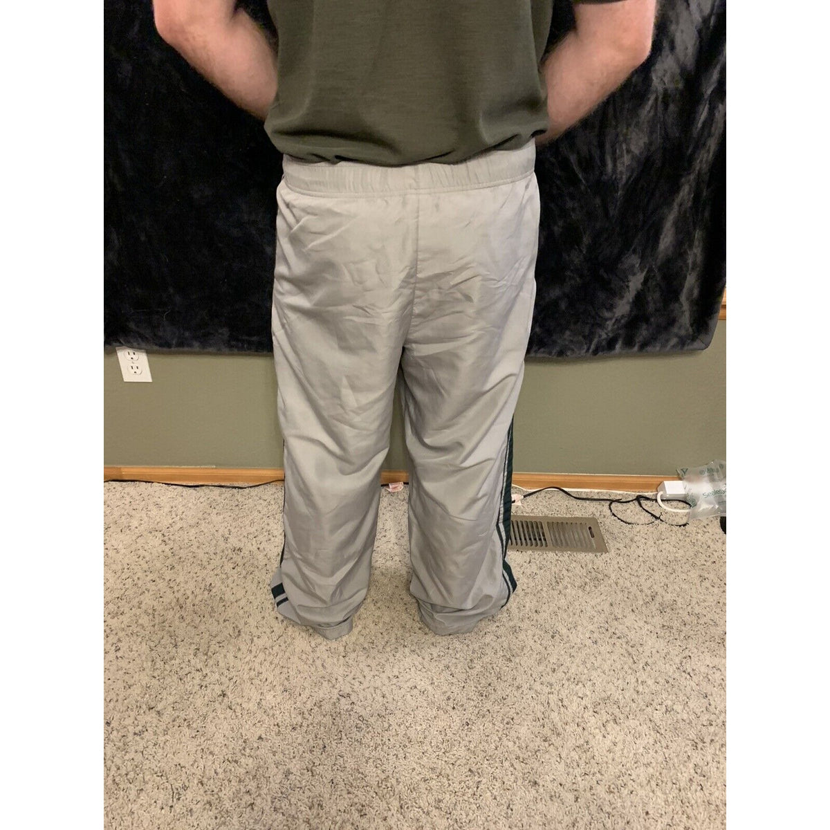 SEATTLE Physical Edu. SWEAT PANTS Gym Sz L Men’s Old Navy Gray
