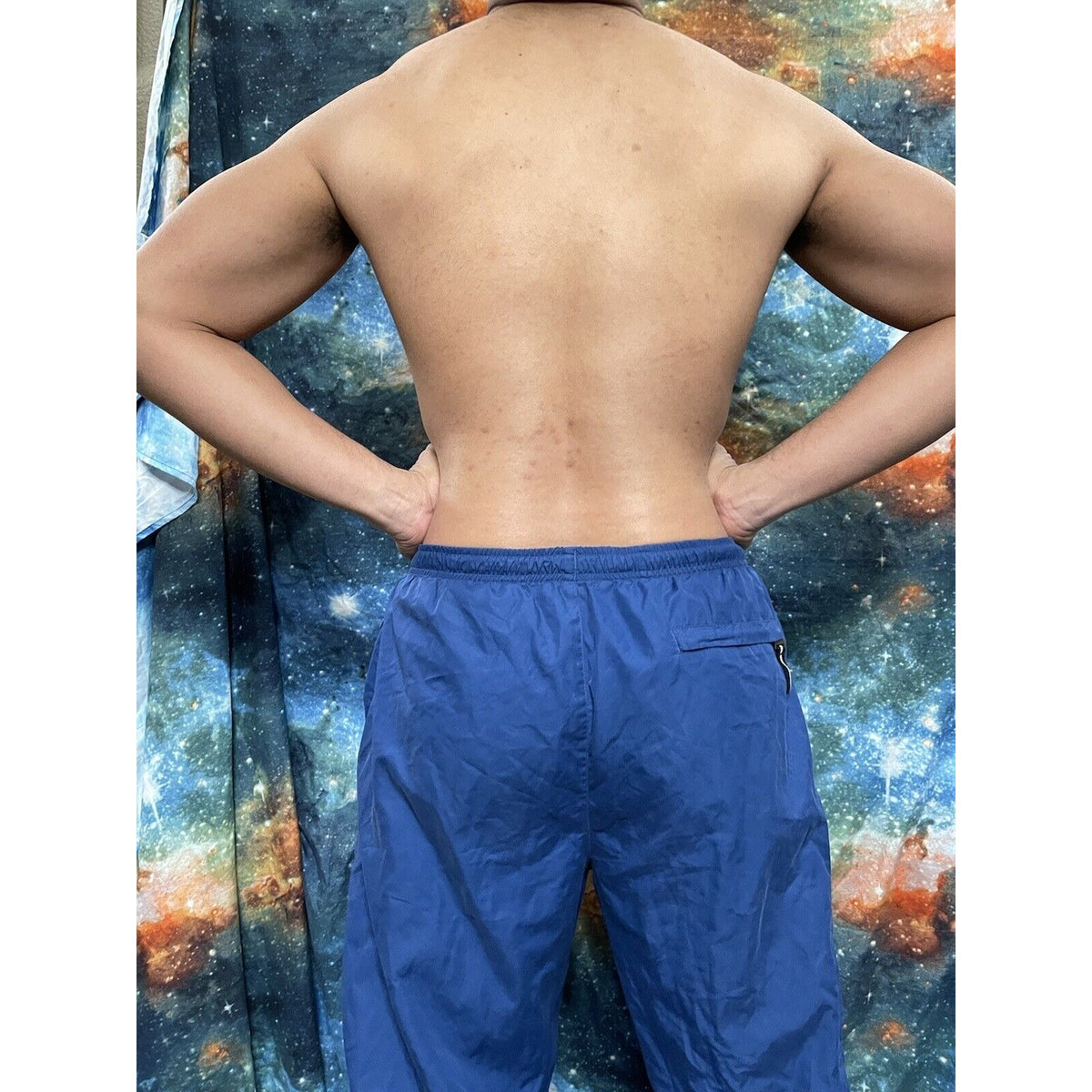 Men’s Nike Large Blue Track Pants with Pockets