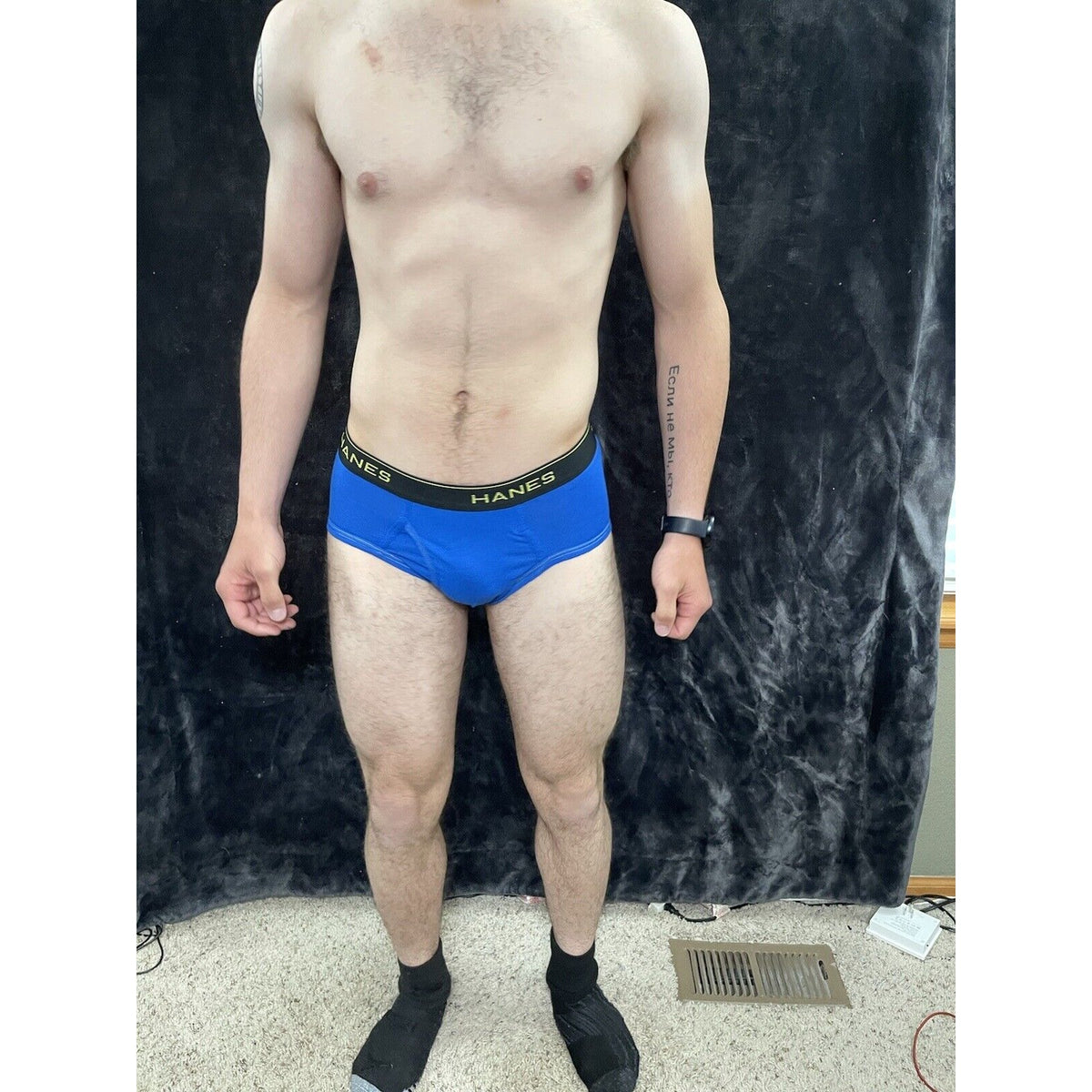 Men’s Small Hanes Royal Blue Briefs Comfort Cool