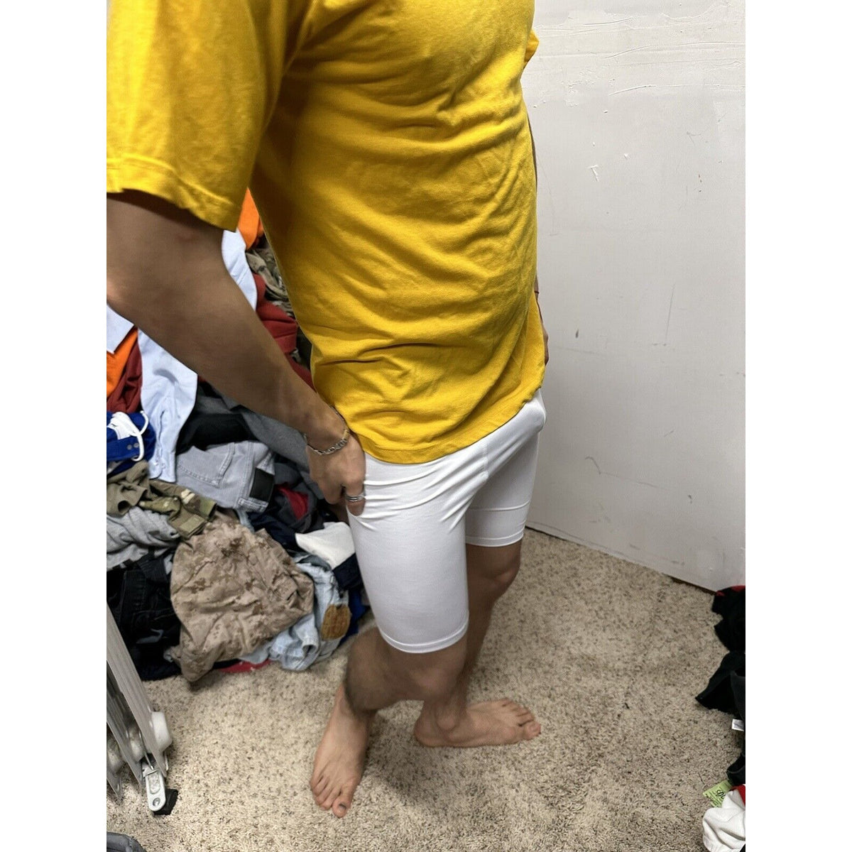 Men’s US Navy Small Yellow PT Physical Fitness Uniform Shirt Short Sleeves