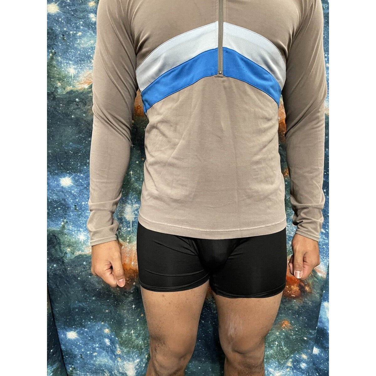 Nike Boy’s Large Gray Striped Hoodie size 12-14