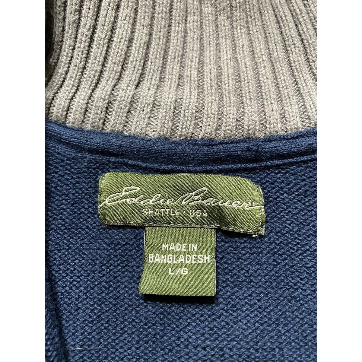 Eddie Bauer Men’s Large Navy Blue with Gray Band 1/4 Zip Pullover Sweater