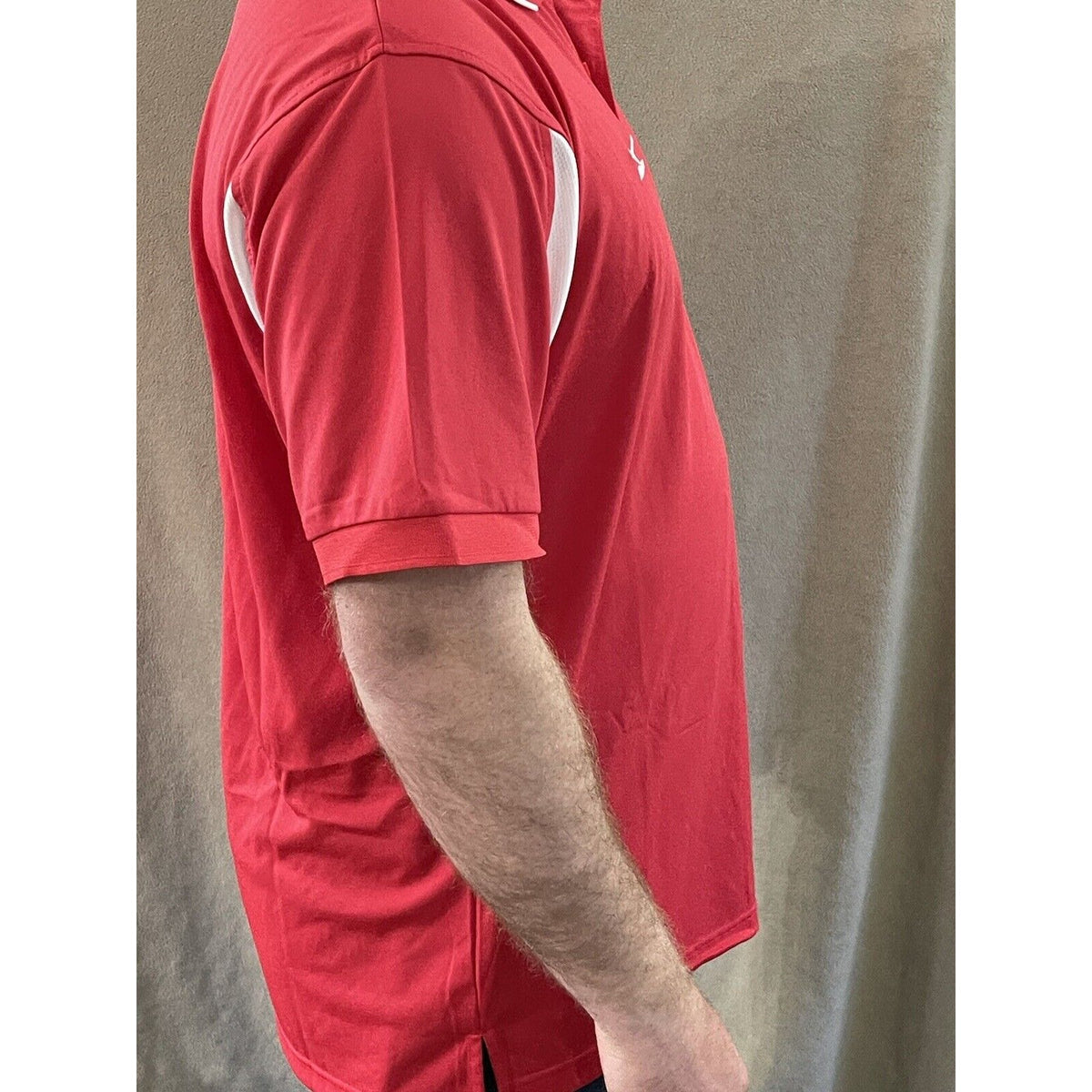 Mizuna USA Volleyball Men’s Large Red Shirt Lightweight Performance